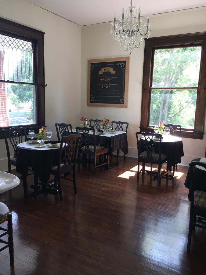 Baker'S Hill Inn Bluefield Екстер'єр фото